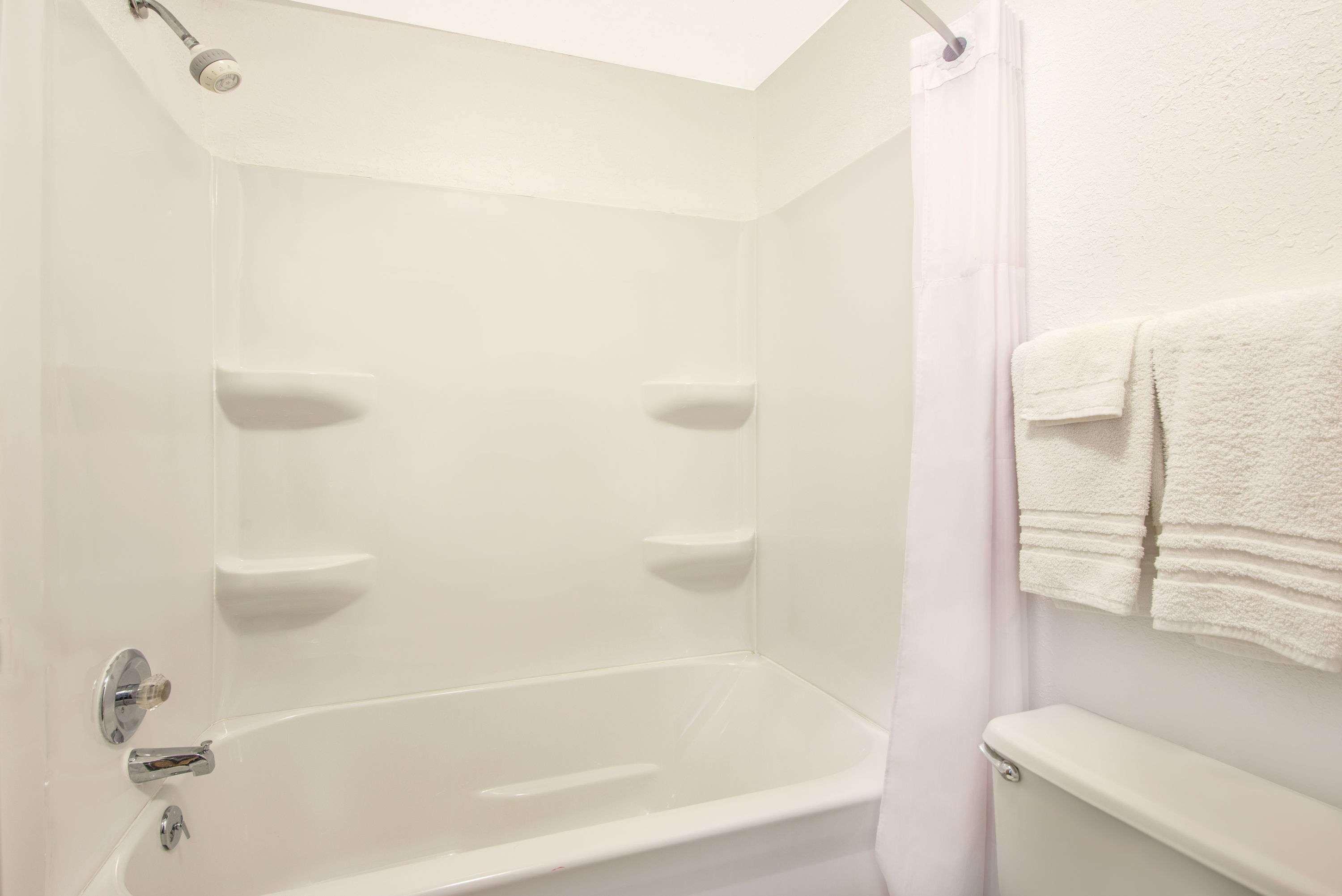 Days Inn By Wyndham Kingdom City Ngoại thất bức ảnh
