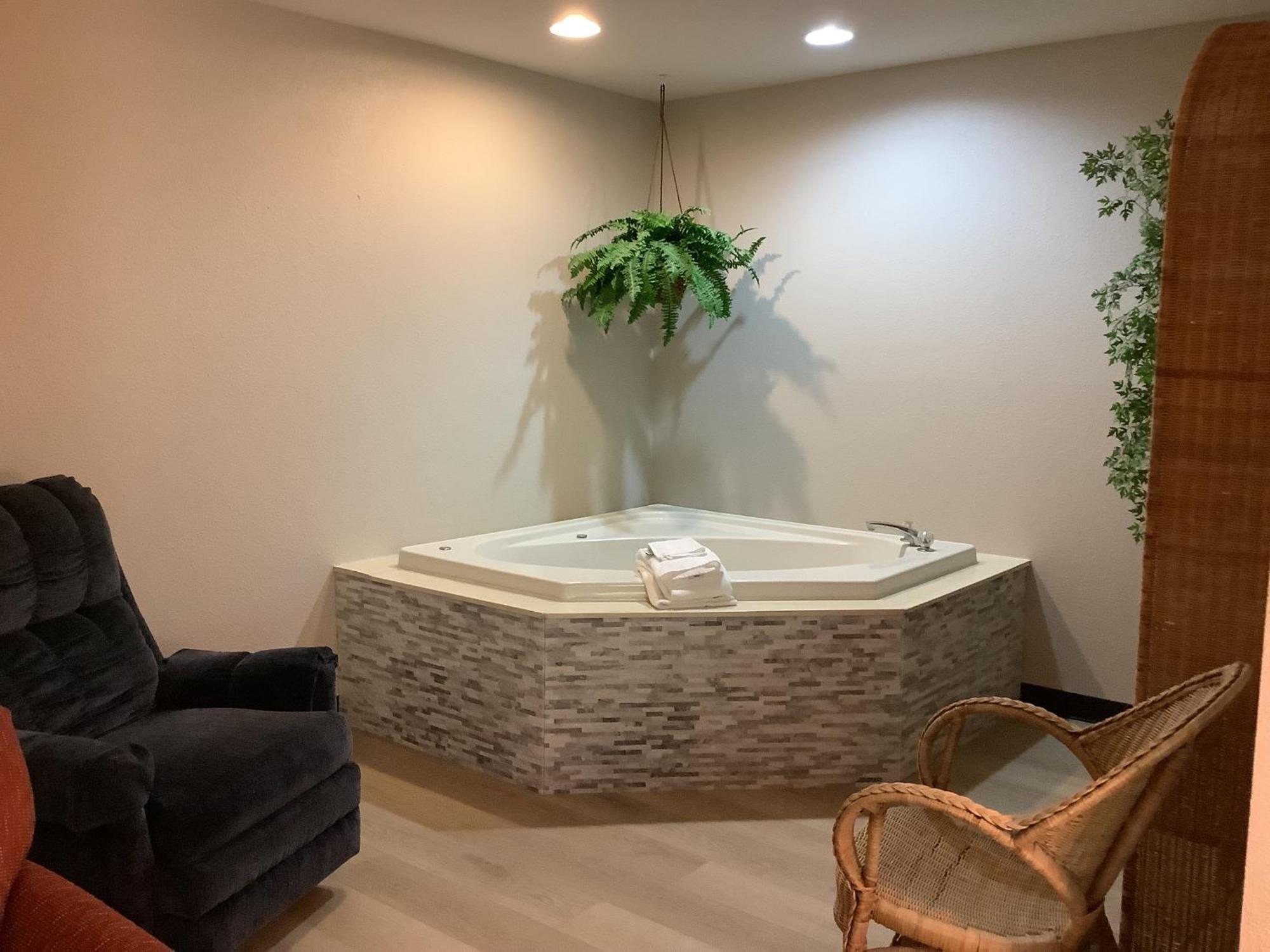 Days Inn By Wyndham Kingdom City Ngoại thất bức ảnh